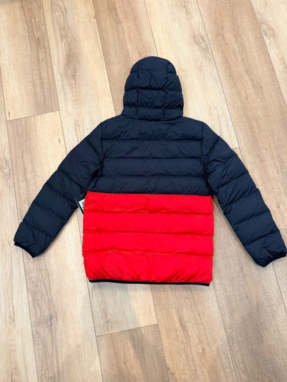 Under Armour puffer jacket youth medium - Picture 4 of 8